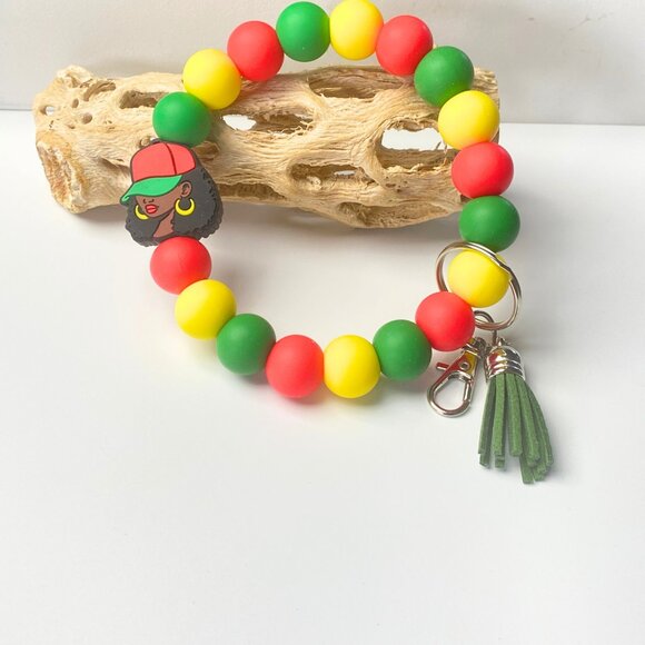 Rasta Beaded Bracelet Keychain w/ Afro Lady Charm – Handmade Jewelry - Picture 3 of 3